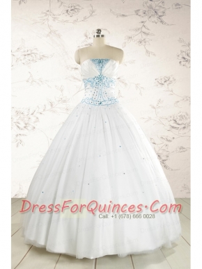 2015 Beautiful Appliques and Beading White Quinceanera Dresses