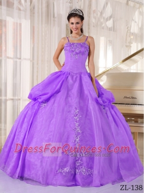 Classical Quinceanera Dresses In Purple Ball Gown With Spaghetti  Straps and Organza Appliques