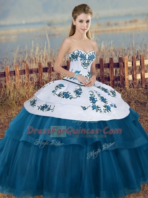 Sleeveless Floor Length Embroidery and Bowknot Lace Up Quinceanera Gowns with Blue And White