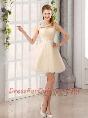 2015 Decent Straps Appliques Dama Dress with Mini Length