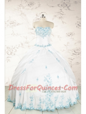 Modest Appliques Quinceanera Dresses in White for 2015
