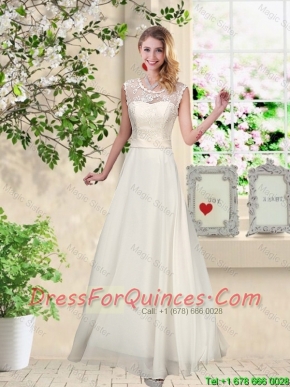 Classical Scoop Appliques Prom Dresses in Champagne