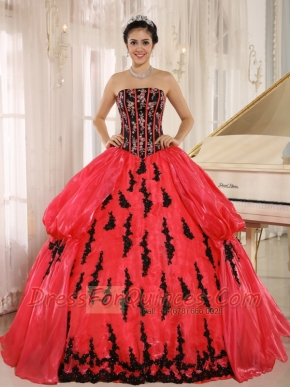 Red 2013 New Styles With Arrival Strapkess Embroidery Decorate For Quinceanera Dress