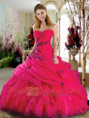 2015 Sweetheart Hot Pink Quinceanera Gown with Appliques and Ruffles