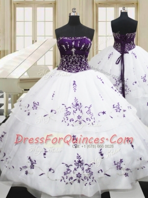 Dazzling Strapless Sleeveless Organza Vestidos de Quinceanera Beading and Embroidery Lace Up