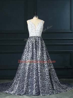White And Black Backless V-neck Beading Prom Dresses Printed Sleeveless Brush Train