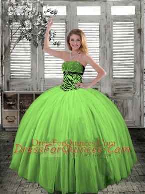 2015 Strapless Beaded Decorate Quinceanera Gown in Spring Green