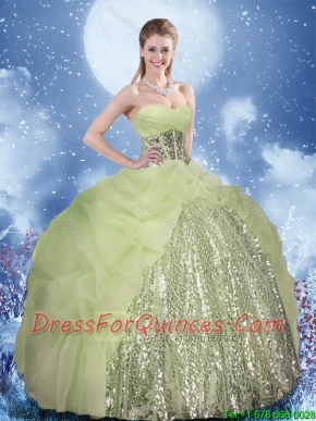 Cheap Sweetheart Quinceanera Dresses with Beading and Sequins