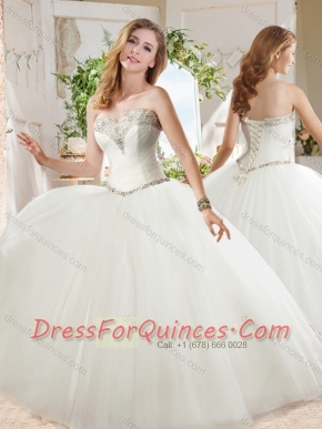 White Ball Gown Sweetheart Beaded Organza Quinceanera Dress in Tulle