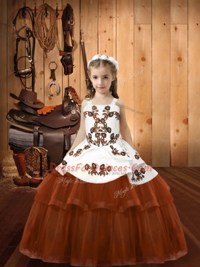 Sleeveless Embroidery Lace Up Pageant Gowns For Girls