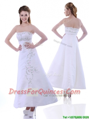 Elegant Ankle Length White Dama Dress with Embroidery and Beading