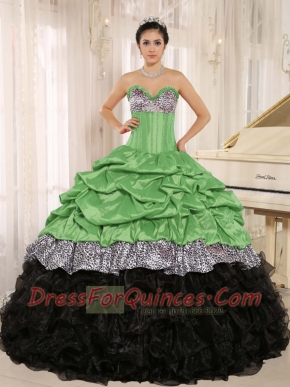 Green and Black Sweetheart Ruffles Pretty Quinceanera Dresses With Floor-length