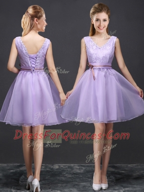 Designer Organza V-neck Sleeveless Lace Up Lace and Appliques and Belt Damas Dress in Lavender