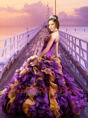 2014 Luxirious Halter Top Purple Quinceanera Gown with Ruffles and Sequins