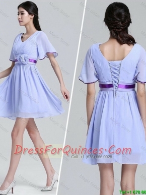 Popular V Neck Short Sleeves Short Prom Dresses with Hand Made Flowers