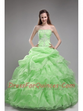 Spring Green Ball Gown Strapless  Pretty Quinceanera Dresses with  Orangza Beading and Ruffles