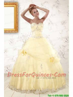 2015 Cute Beading Light Yellow Quinceanera Dresses