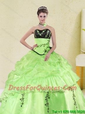 2015 Best Spring Green Strapless Quinceanera Dress with Embroidery and Pick-ups