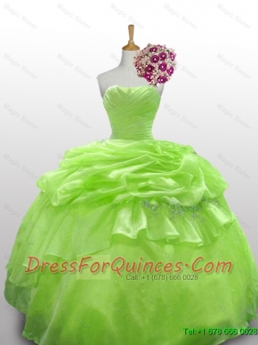 2015 Luxurious Quinceanera Dresses with Paillette and Ruffled Layers
