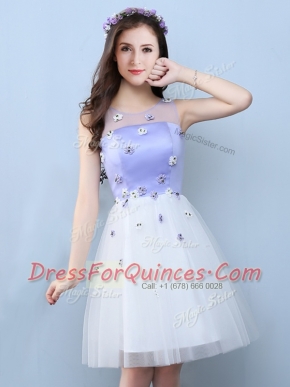 Excellent White Scoop Neckline Appliques Dama Dress for Quinceanera Sleeveless Lace Up