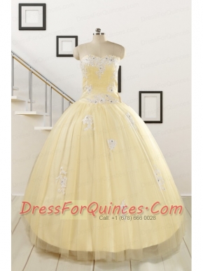 Luxurious Sweetheart Appliques Sweet 16 Dresses in Light Yellow