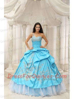 Quinceanera Dress Embroidery Decorate With Organza