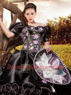 Black Ball Gowns Off The Shoulder Short Sleeves Organza and Taffeta Floor Length Lace Up Embroidery and Ruffles Ball Gown Prom Dress