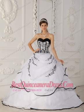 White Ball Gown Sweetheart Floor-length Satin and Organza Quinceanera Dress