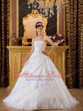 White Ball Gown Strapless Floor-length Tafftea and Tulle Appliques Quinceanera Dress