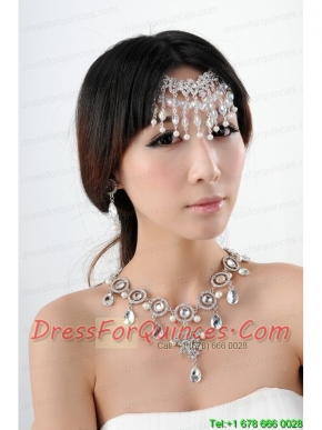Dazzling Alloy Jewelry Set Necklace And Headpiece