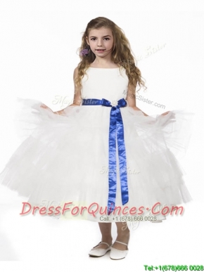 Romantic Ruffled Layers and Bowknot Mini Quinceanera Dresses in White