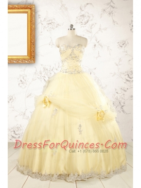 2015 Cute Beading Light Yellow Quinceanera Dresses