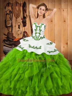 Sleeveless Embroidery and Ruffles Lace Up 15 Quinceanera Dress