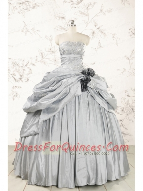 2015 Cheap Quinceanera Dresses with Strapless