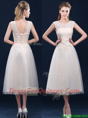 Fashionable Tea Length Scoop Prom Dresses with Lace and Appliques