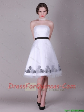 2016 A Line Strapless Appliques Prom Dresses with Belt