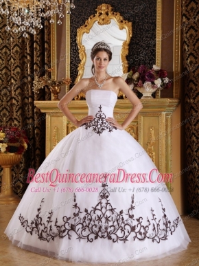 White Ball Gown Strapless Floor-length Tulle Embroidery Quinceanera Dress