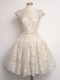 A-line Vestidos de Damas Champagne Scalloped Lace Cap Sleeves Knee Length Lace Up