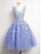 Sexy V-neck Sleeveless Quinceanera Court of Honor Dress Knee Length Appliques Lavender Tulle